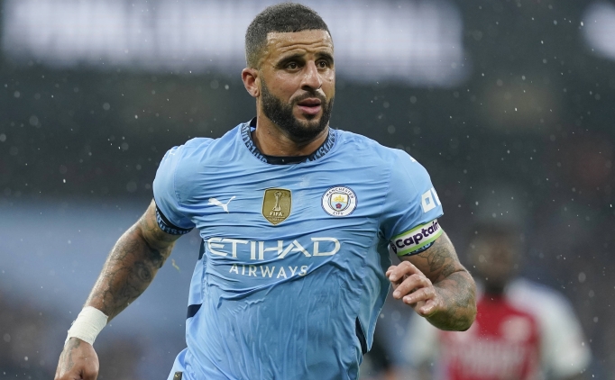 kyle walker milandan 4 milyon euro istedi zdblRcfX