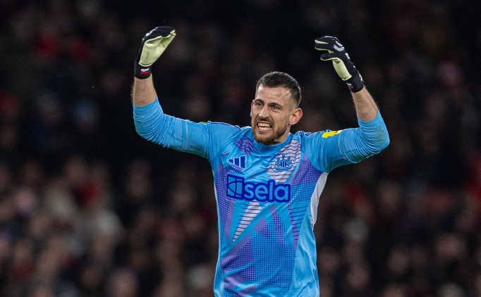 newcastle unitedda martin dubravka karari QRIrZOPs