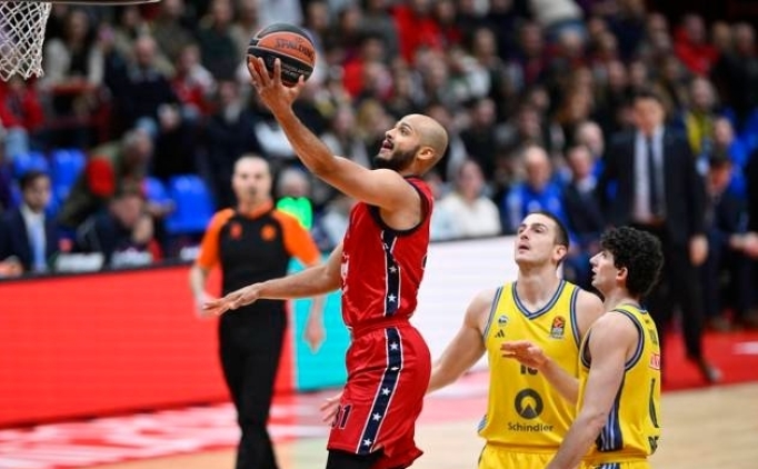 olimpia milano alba berline kabus gibi coktu 100 sayi eeeTtuZC