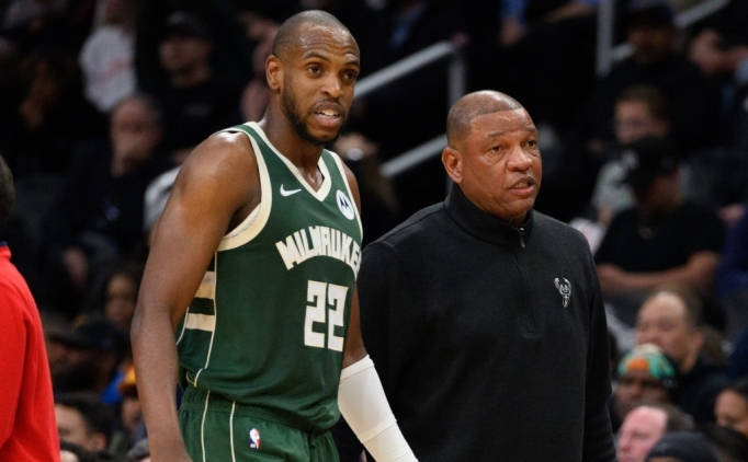 rivers acikladi khris middleton neden benche alindi WqJhWyBM