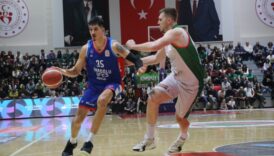 anadolu efes deplasmanda 27 farkla galip IjCnl2MY