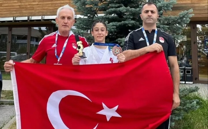 busra ceylin coskun judoda avrupa ucuncusu W2bB1Tsw