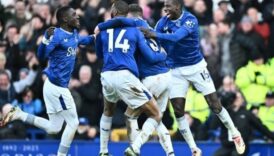 evertondan evinde dort gollu net galibiyet TGt6u5aG