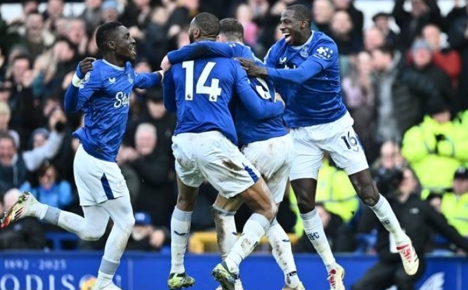 evertondan evinde dort gollu net galibiyet TGt6u5aG