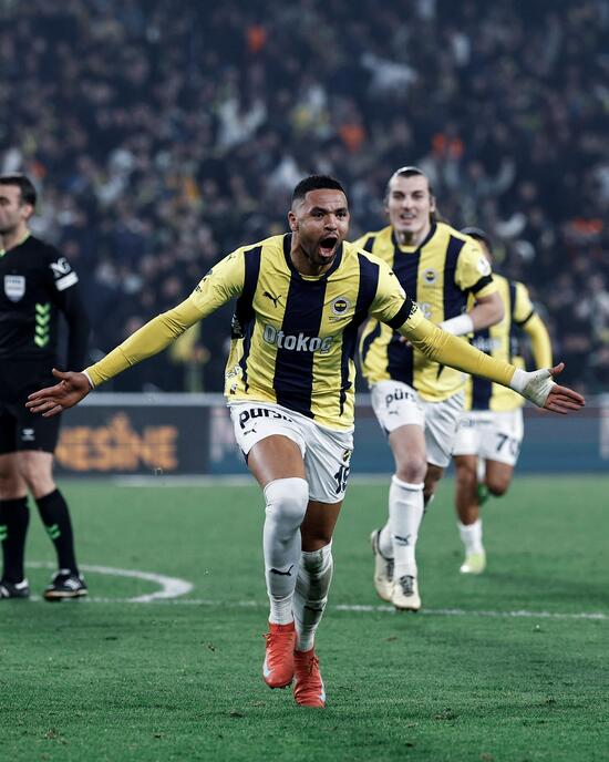 fenerbahce goztepe karsisinda 10 dakikada geri dondu 3 THQVOMsn