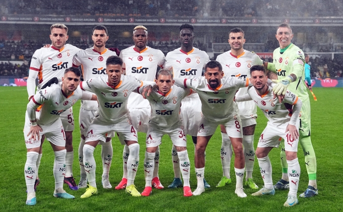 galatasarayda dort futbolcu sinirda CdRjlKPf