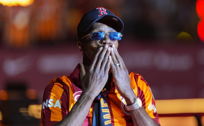 galatasarayi eski imzalar zorluyor