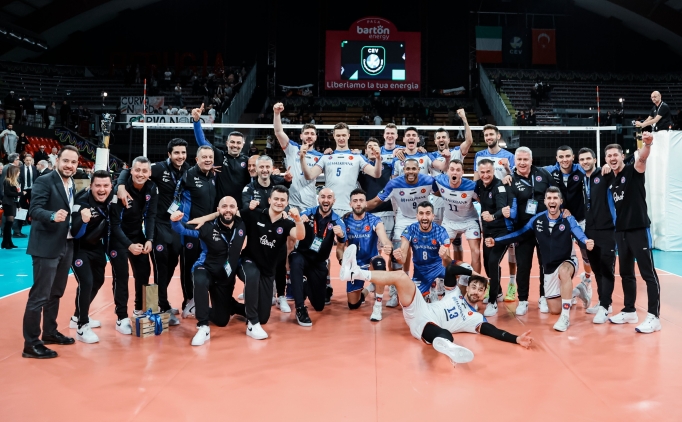 halkbank sir sicoma moniniyi yendi ceyrek finale yukseldi LjtQ7N6c