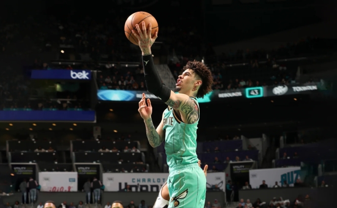 lamelo ball en az 1 hafta yok