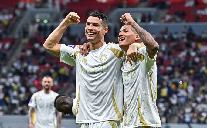 ronaldo oglum mbappenin daha iyi oldugunu soyluyor OOUAs88l