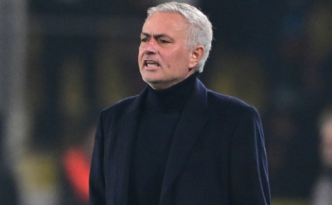 uefadan jose mourinhoya ceza