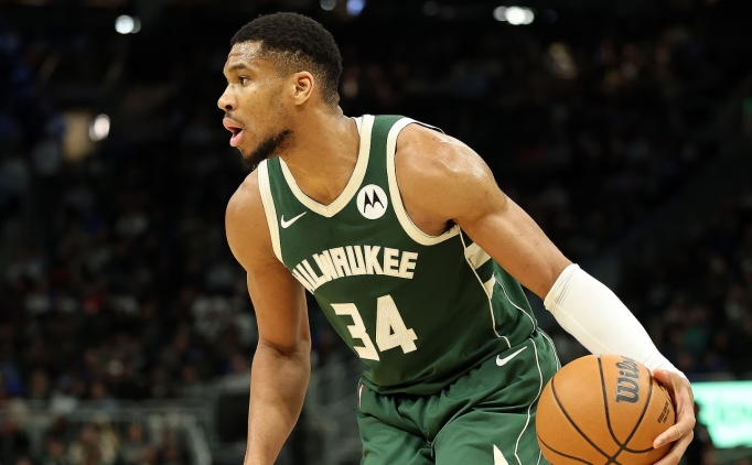 warriorsin gozu giannis antetokounmpoda olabilir R13U1lGF