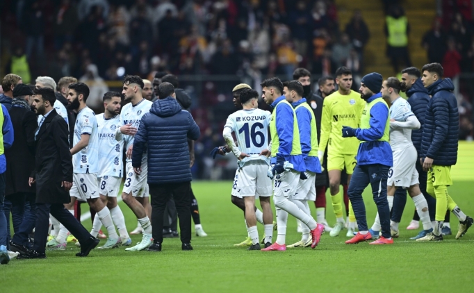 adana demirsporda baskandan istifa i934h6i1