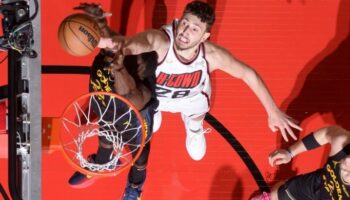 alperen sengunun double double yaptigi macta rockets warriorsa 105 98 yenildi rjeWTKui