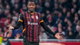 batshuayi neden ayriliyorum bilmem WAph63aw