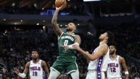 bucks 76ersi lillardin 43 sayisiyla devirdi qbBTkzeL