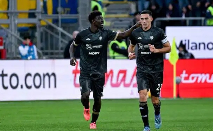 cagliari parmayi 2 golle gecti