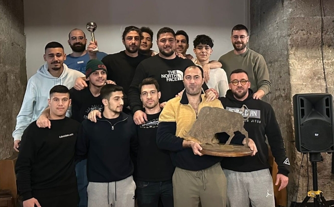 ege universitesi sualti ragbisi takimi avusturyadaki turnuvada sampiyon oldu feHiXc2X