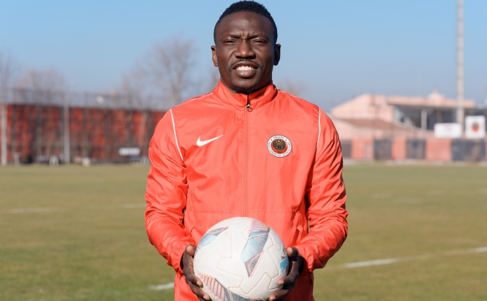 etebo osimhen dunyanin en iyilerinden NFHXX26D