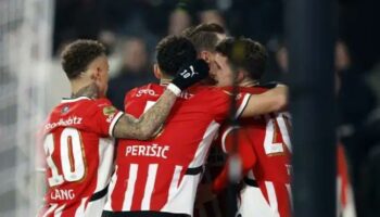 feyenoordu yenen psv yari finalde LAdHwezd