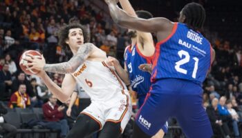 galatasaray ligde 4 mac sonra kazandi Q3tW4lA5