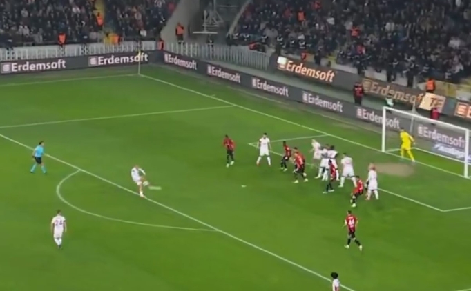 gaziantepten ofsayt ve penalti itirazi MNmOtHDi
