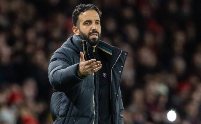 manchester united 200 calisanini daha isten cikarmayi planliyor kNerjlu2