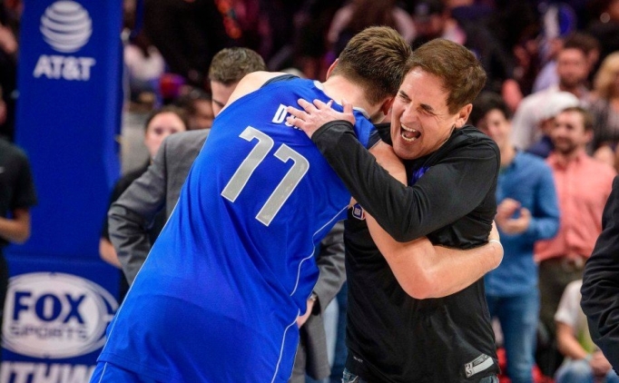mark cuban luka takasindan oturu saskina dondu 7XuqWbs3