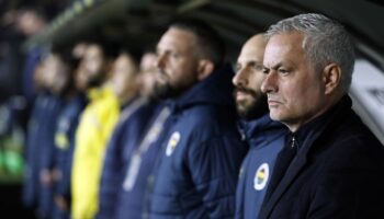 mourinho kuplere bindi cildirtmayin adami TxNnqK52