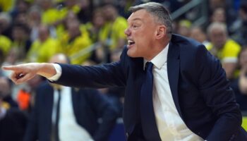 sarunas jasikevicius bu tarz maclarda sakin kalan fark yaratir ItO39miu
