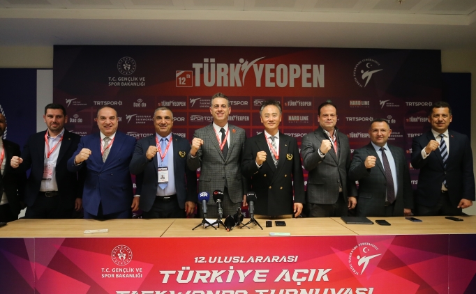 uluslararasi turkiye acik tekvando turnuvasi antalyada devam ediyor
