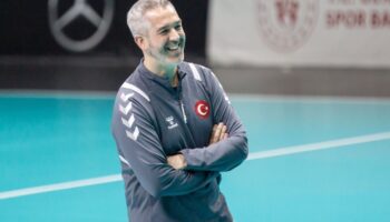 a milli kadin hentbol takimi yeni basantrenoru montes ile ilk antrenmanini gerceklestirdi Rhl35Og5