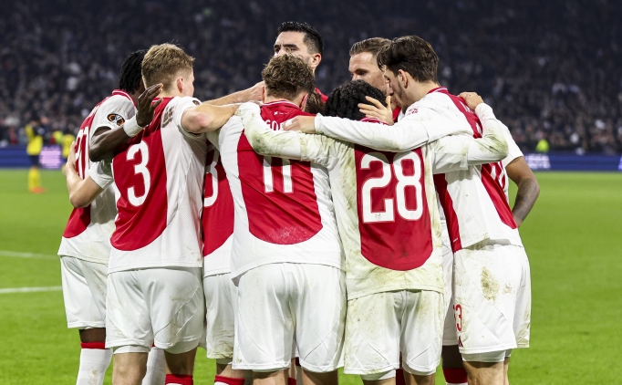 ajax 10 kisiyle uzatmalarda turladi atBuktC9