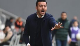 altay teknik direktoru karaaslan bu takim inananlarin takimi CMRpZmba