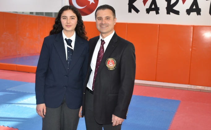 baba kiz tipta ve karatede ayni yolda ZJ25m11J