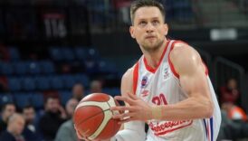 bahcesehir kolejinin hedefi yari final bileti KDNq2CkZ