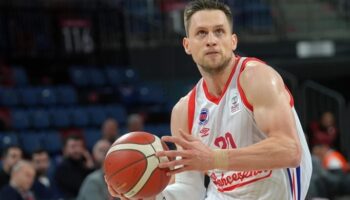 bahcesehir kolejinin hedefi yari final bileti KDNq2CkZ