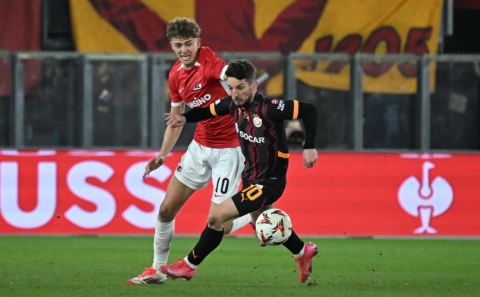 bakan acikladi galatasaray az alkmaar macinda bir ilk XVkIKrl2
