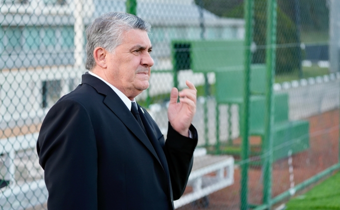 besiktasin aciklamasi sonrasi gorevi birakti P3S5UGfE