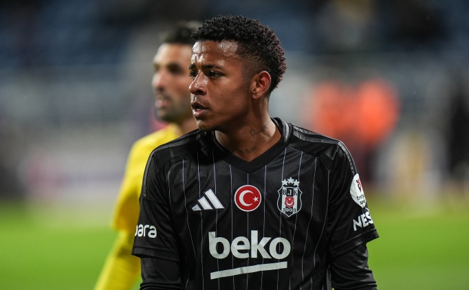 besiktasta adim adim 11e keny arroyo aLhKJNlB