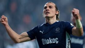 caglar soyuncu fenerbahce olarak 3 kupaya da talibiz aDmsse8Y