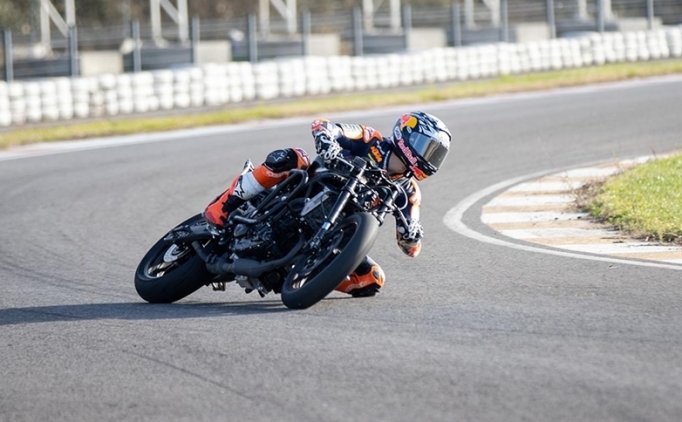 deniz oncu moto2de sezonun ilk yarisina cikacak 5GfIhiZH