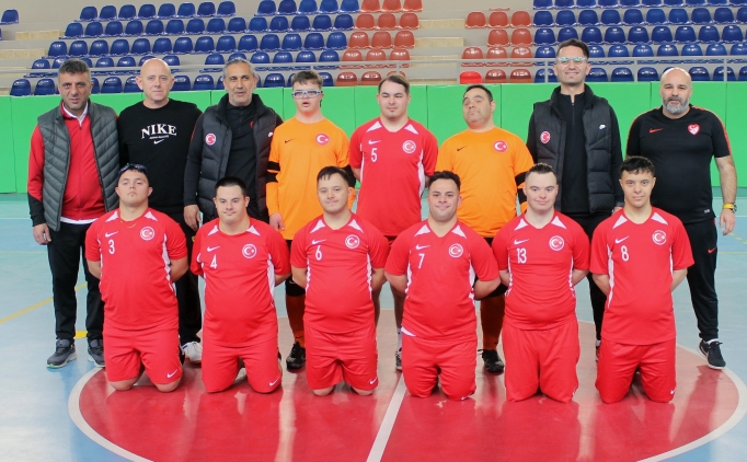 Down Sendromlular Futsal Milli Takımı, Avrupa Şampiyonası'na hazırlanıyor 1 down sendromlular futsal milli takimi avrupa sampiyonasina hazirlaniyor v2nGsJA4