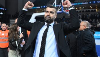 erdem candan ceyrek final icin aciklama C7ZxU5EO