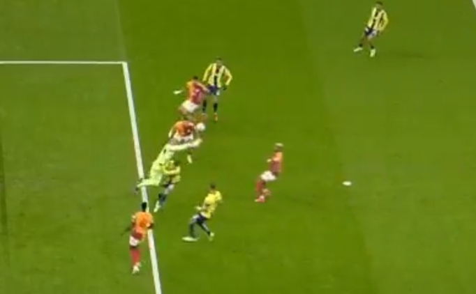 fenerbahce golu buldu ancak faul gerekcesiyle iptal oldu 4LULClWv