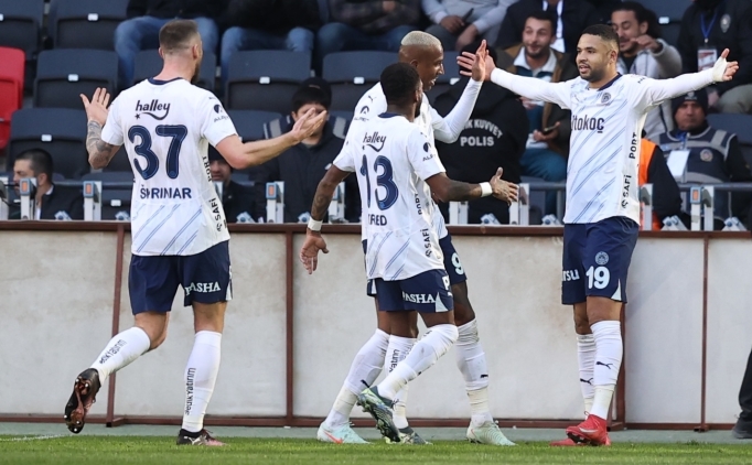 fenerbahcede 3 isim ceza sinirinda F4I13SpO