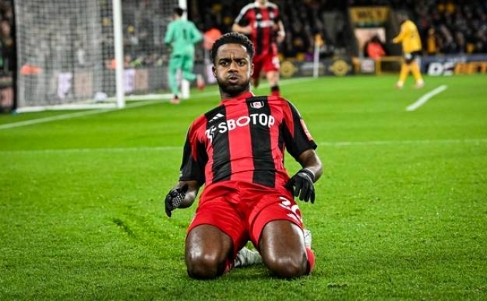 fulham wolvesu deplasmanda devirdi qFgzT56k