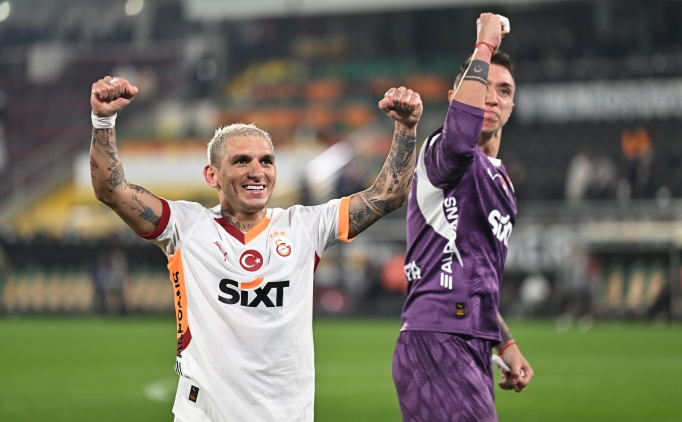 galatasaray geriye dusse de pes etmiyor