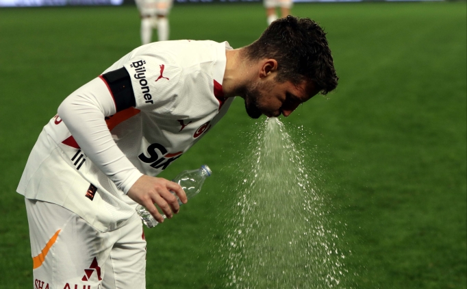 galatasarayda mertens icin karar vakti gw25mtBL