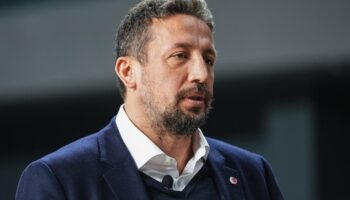 hidayet turkoglu kadinlarin kattigi deger paha bicilmez qGptQWLD